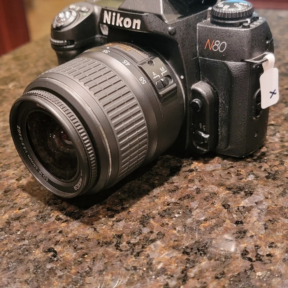 CANON N80 Canera & NIKKOR 18-55mm Lens